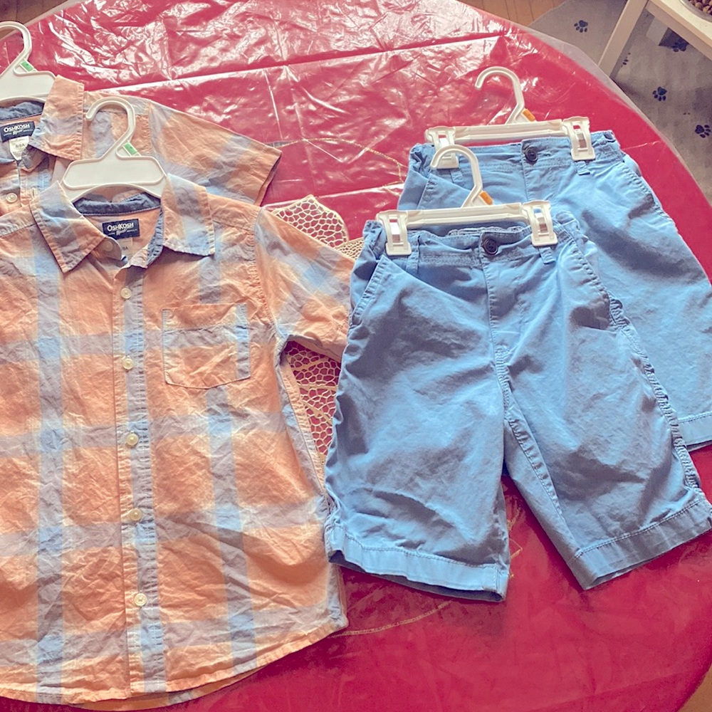 OshKosh B’Gosh shirt and shorts set for springtime